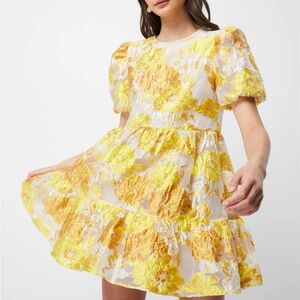 Elliatt White and Yellow Puff Sleeve Dress - M